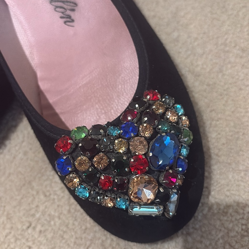 Beautiful flat shoes - Picture 2 of 2